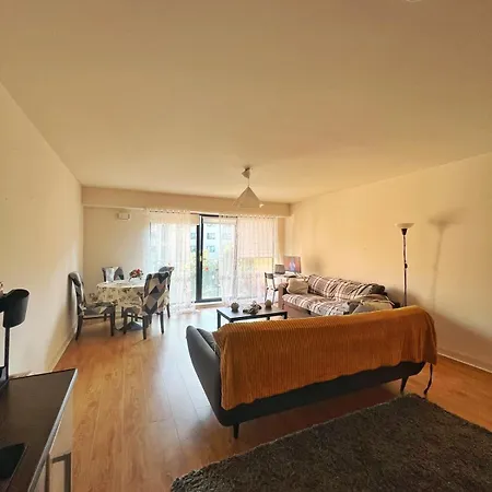 Cozy In A Quiet Area *